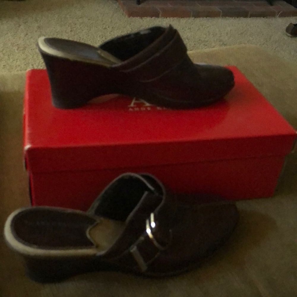 Anne Klein mules